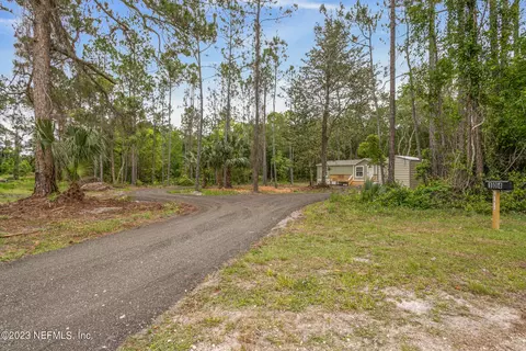 104 Huntington Dr, Georgetown, FL 32139