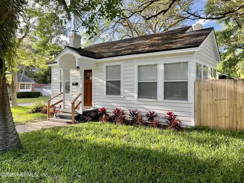 3059 College St, Jacksonville, FL 32205