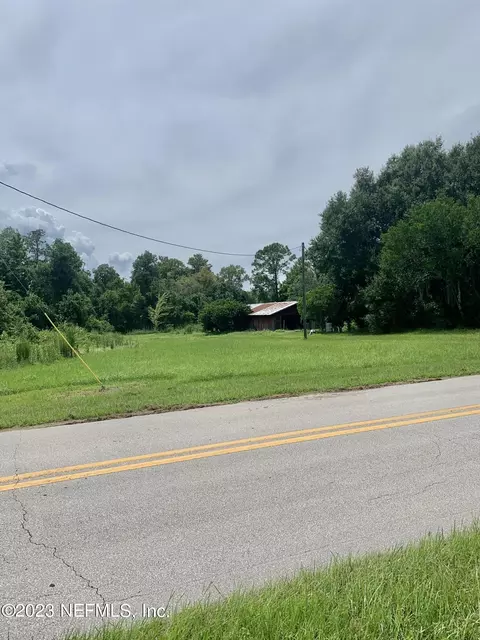 417 Raulerson Rd, Seville, FL 32190