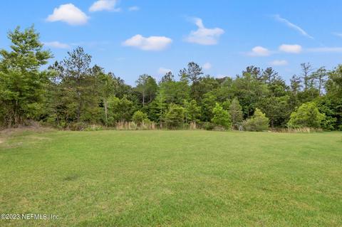 9809 Nursery Blvd, Glen Saint Mary, FL 32040