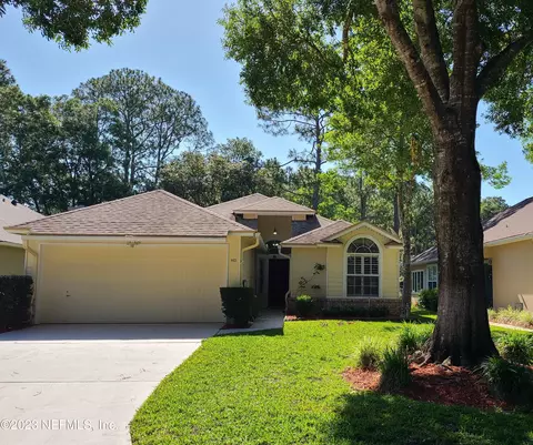 813 Putters Green Way N, Saint Johns, FL 32259