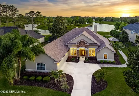 5012 Blackhawk Dr, Saint Johns, FL 32259
