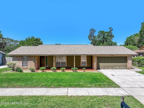 3806 Luth E Dr, Jacksonville East, FL 32250