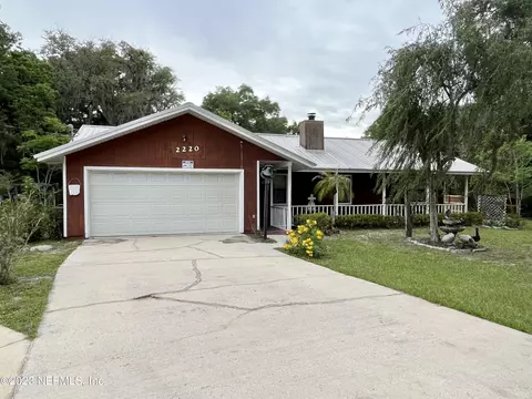 2220 Westover Dr, Palatka, FL 32177