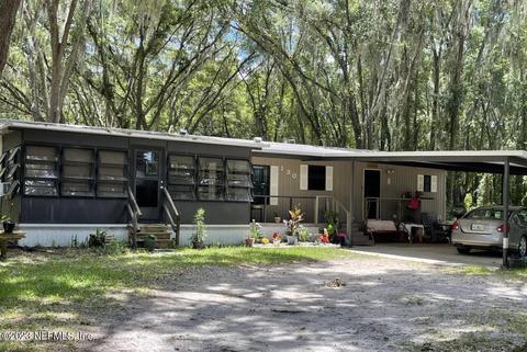 130 Walker Dr, Interlachen, FL 32148