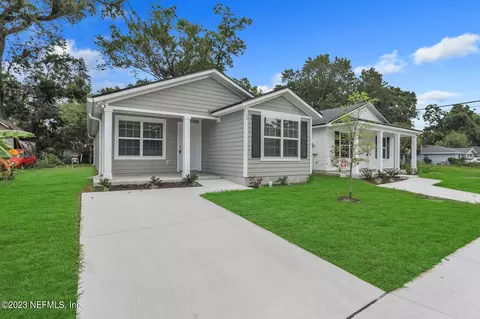 2112 Clemente Dr, Jacksonville, FL 32204
