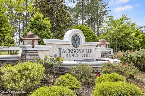 9747 Kings Crossing Dr, Jacksonville, FL 32219