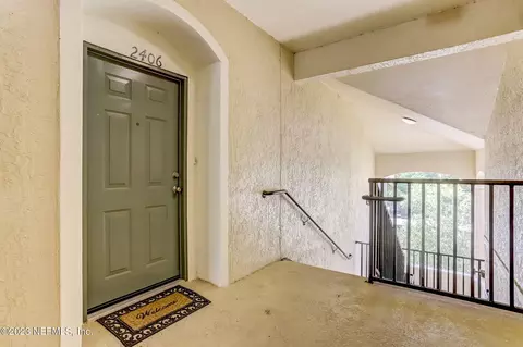 7801 Point Meadows Dr #2406, Jacksonville, FL 32256