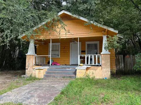 3725 Whitehall St, Jacksonville, FL 32206