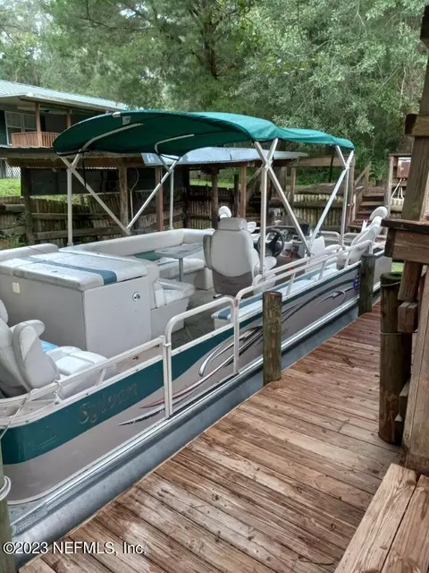 172 Kolski Dr, Crescent City, FL 32112