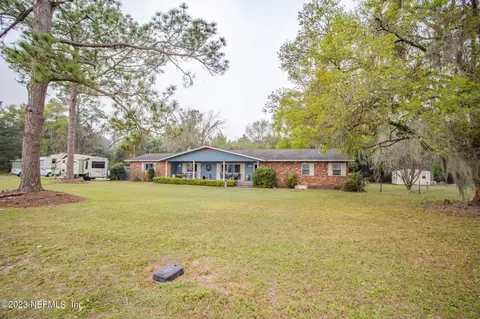 6004 SE Us 301, Hawthorne, FL 32640