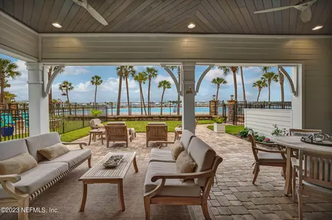 173 Rum Runner Way, Saint Johns, FL 32259