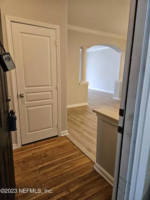 8290 Gate Pkwy #501, Jacksonville, FL 32216