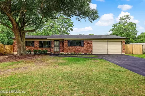 8328 Mohan Ct, Jacksonville, FL 32221