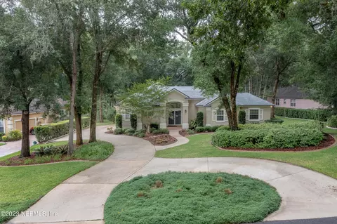 1731 Colonial Dr, Green Cove Springs, FL 32043