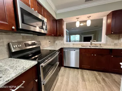5615 San Juan Ave #103, Jacksonville, FL 32210