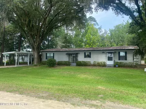 161 Jewel Ave, Interlachen, FL 32148