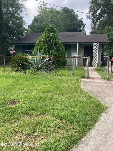 462 W 63rd St, Jacksonville, FL 32208
