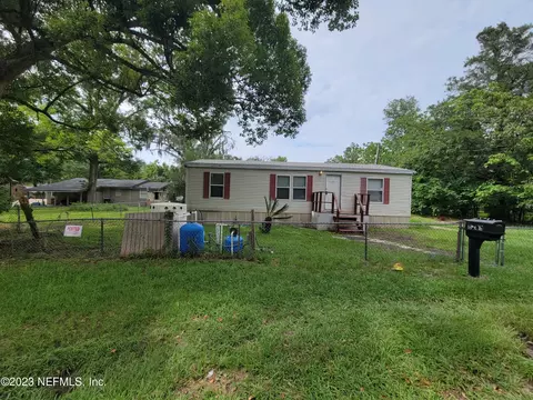 8255 Buttercup St, Jacksonville, FL 32210