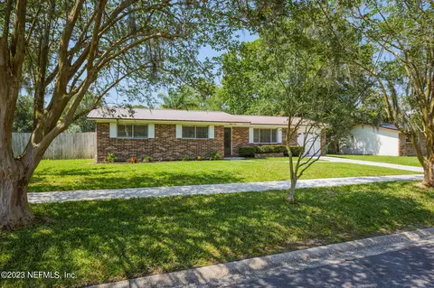 8445 Ruckman Ave, Jacksonville, FL 32221