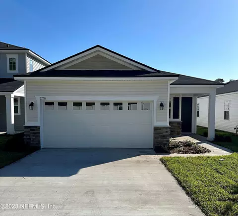 8250 Marietta Still Dr, Jacksonville, FL 32220