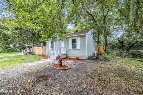 946 Glencarin St, Jacksonville, FL 32208