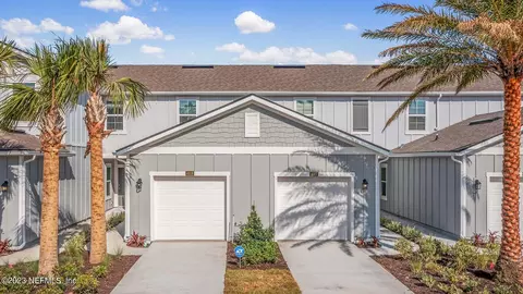 9095 Gifford Dr, Jacksonville, FL 32220