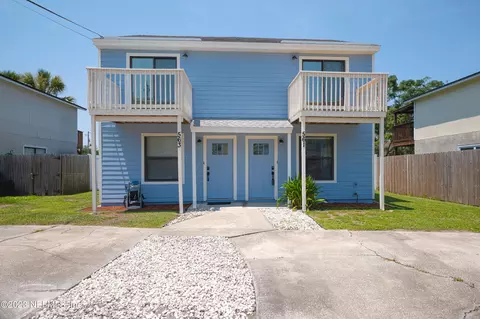 563 6th S Ave, Jacksonville Beach, FL 32250
