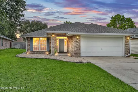 2708 Creekfront Dr, Green Cove Springs, FL 32043