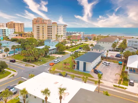 201 10th Ave N #304, Jacksonville Beach, FL 32250