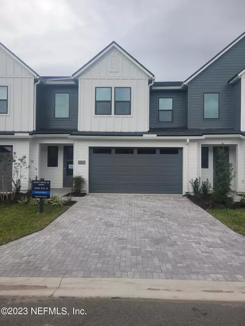 9778 Calculus Ct, Jacksonville, FL 32256
