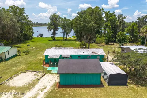 153 Faye St, Hawthorne, FL 32640