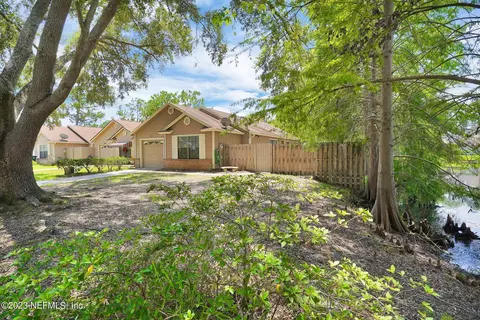 9842 Paddlewheel Ct, Jacksonville, FL 32257