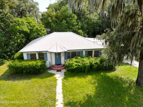 700 S 18th St, Palatka, FL 32177