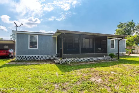 9559 Neal Dr, Jacksonville, FL 32257