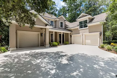 2407 Daniels Landing Dr, Fleming Island, FL 32003