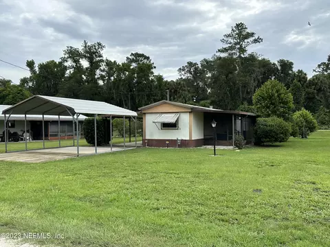 220 Hermits Dr, Satsuma, FL 32189