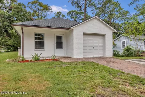 8636 Eaton Ave, Jacksonville, FL 32211