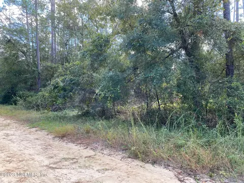 119 Howard St, Interlachen, FL 32148 photo 1