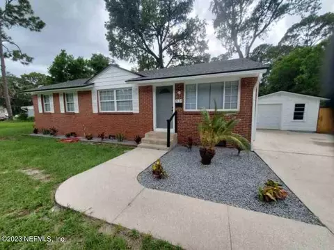 3134 Peach Dr, Jacksonville, FL 32246