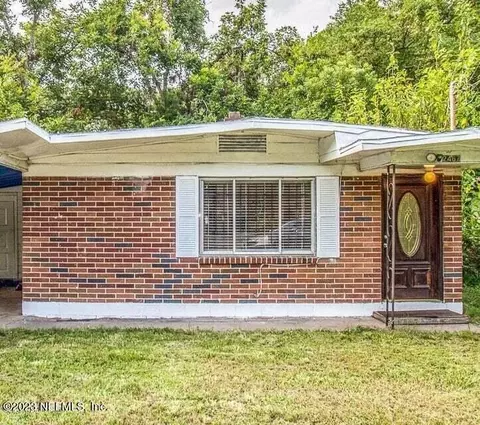 2467 W 25th St, Jacksonville, FL 32209