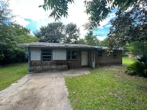 516 Quail Ln, Macclenny, FL 32063