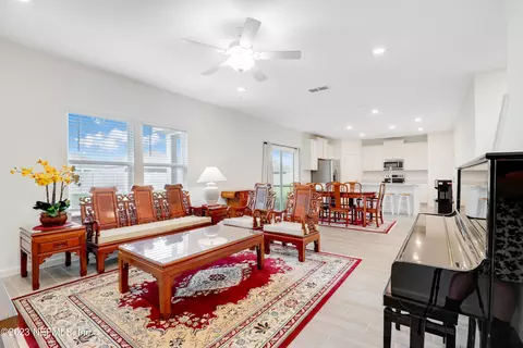 7623 Catnip Ln, Jacksonville, FL 32219