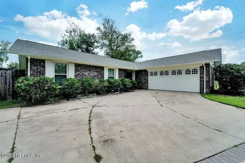 2715 Lexington Dr, Orange Park, FL 32073