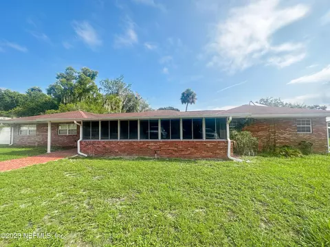 1700 Oak St, Palatka, FL 32177