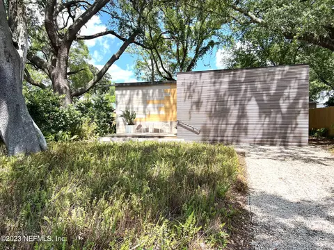 410 S 5th St, Fernandina Beach, FL 32034