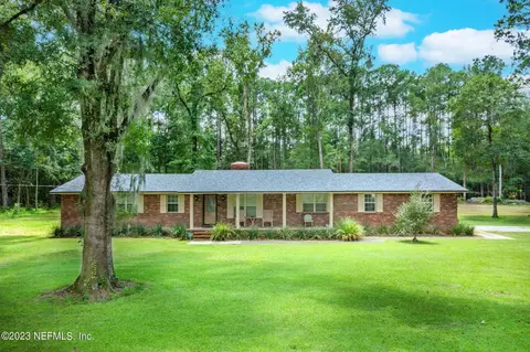 8048 Sycamore Ln N, Jacksonville, FL 32219