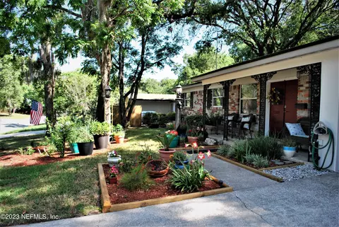 3963 Meek Dr, Jacksonville, FL 32277