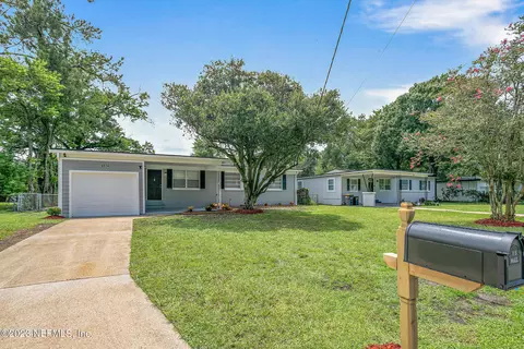 6574 Larne Ave, Jacksonville, FL 32244
