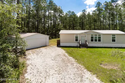 9710 Dillon Ave, Hastings, FL 32145
